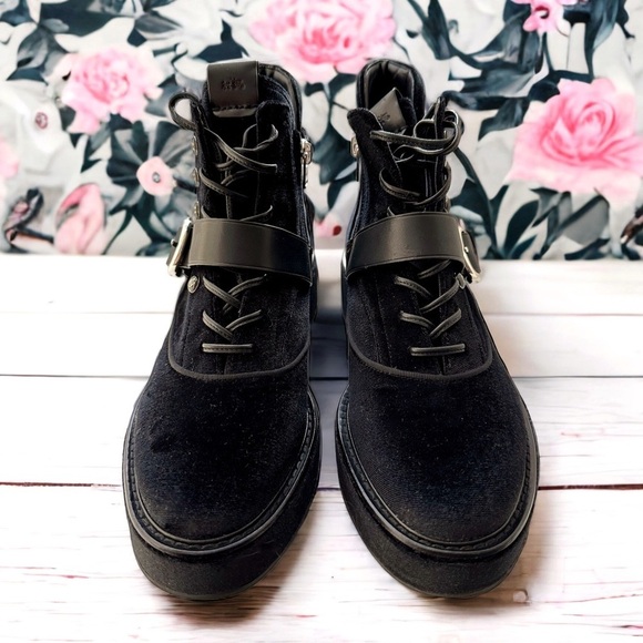 Coach x Tabitha Simmons Velvet Black Chelsea Hiker Ankle Boots - Picture 5 of 8